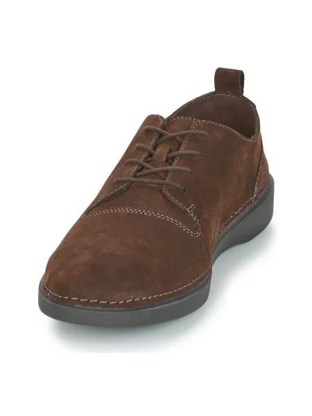 Pantofi Clarks din dantelă