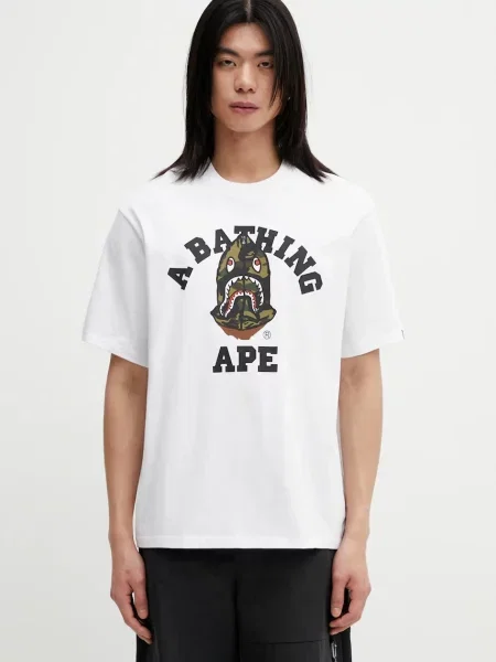A Bathing Ape tricou din Camo Shark Seijin