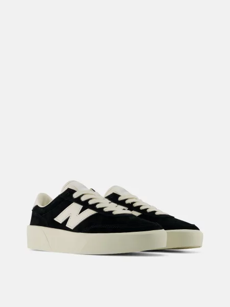 Замшевые кеды New Balance черные