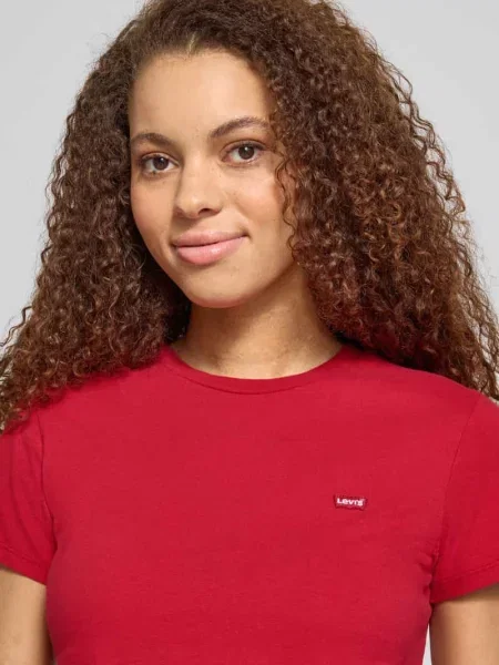 T-shirt o kroju regular fit z czystej bawełny Levi's czerwona