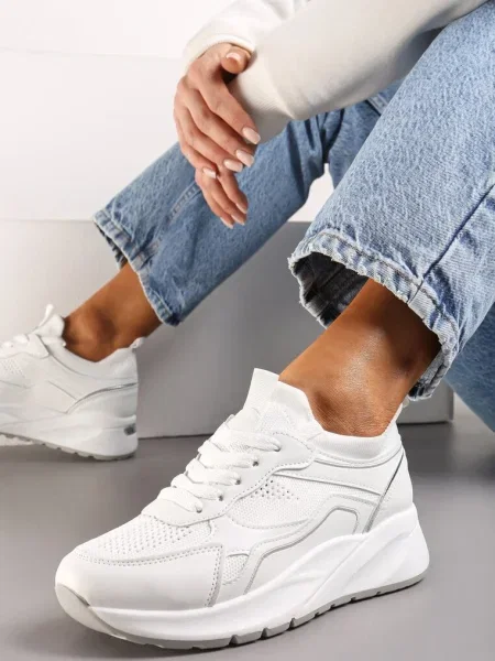 Sneakers Albi cu Șireturi pe Talpă Groasă cu Inserții Strălucitoare Nithirela alb