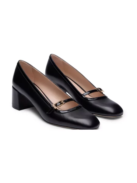 Czółenka Stuart Weitzman czarna