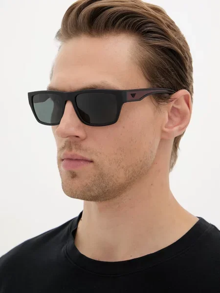 Emporio Armani Napszemüveg fekete