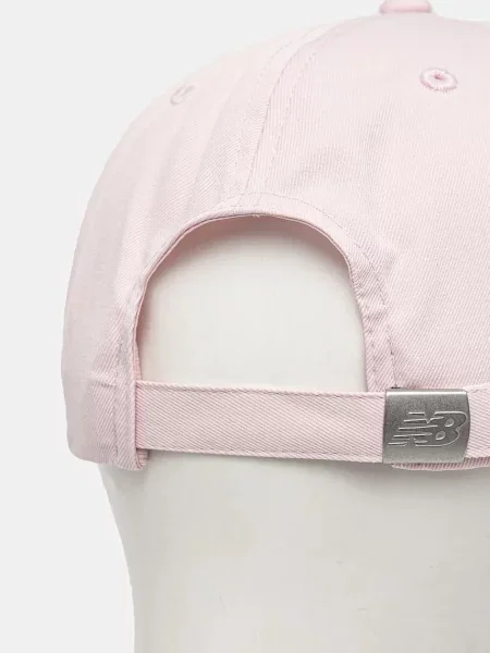 Női New Balance 6 Panel Linear Logo sapka rosesugar. Méret: OS rózsaszín
