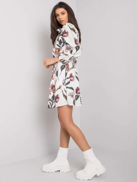 Oblekové šaty Fashionhunters biela