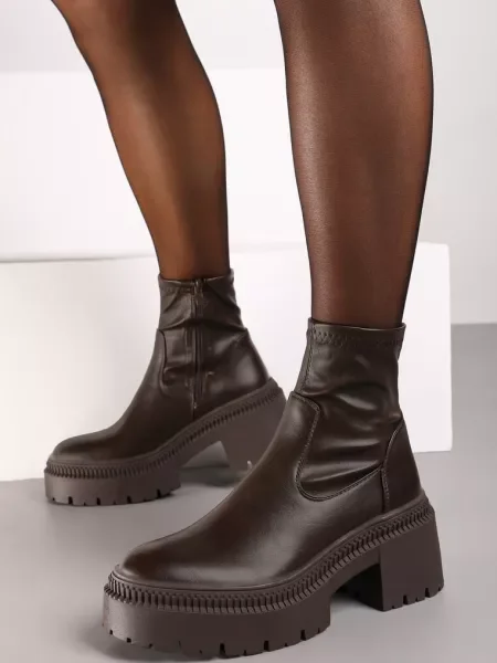 Botine maro