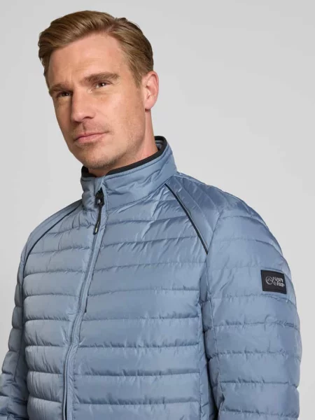Kurtka w pikowanym wyglądzie krój regular fit Nautgård błękitna