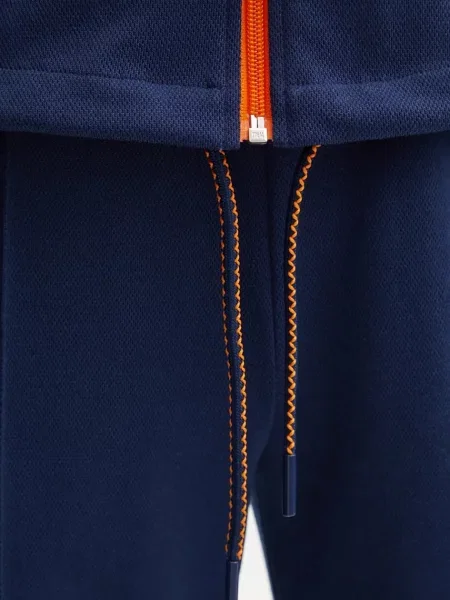 Свитер Adidas Originals с аппликацией синий