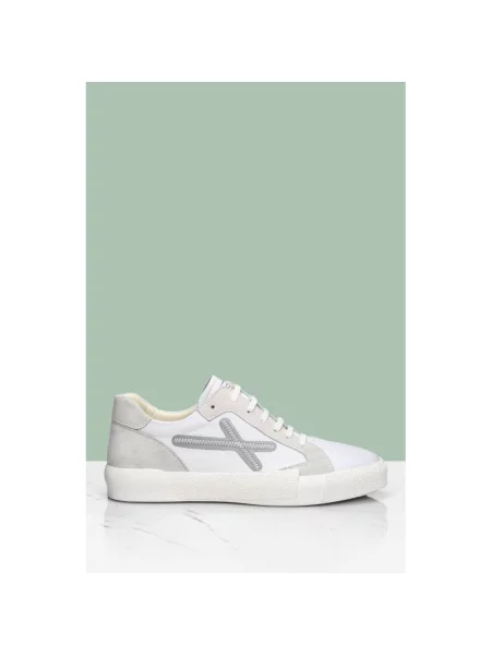 Кеди Estro білі