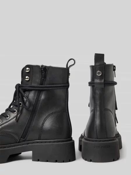 Kozaki sznurowane z aplikacją z logo model ‘Gusto’ Steve Madden czarne