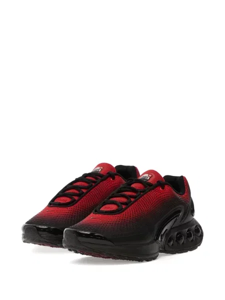 Sneakerși Nike Vomero cu șireturi din dantelă negru