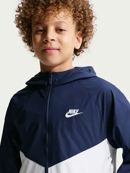 Gyerek dzseki Nike
