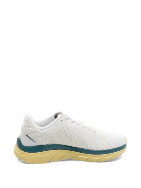 Sneakers Colmar από διχτυωτό λευκό