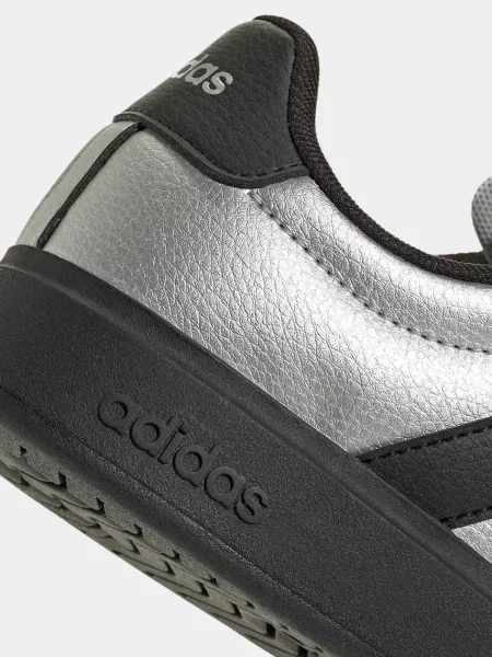Детские кроссовки Adidas