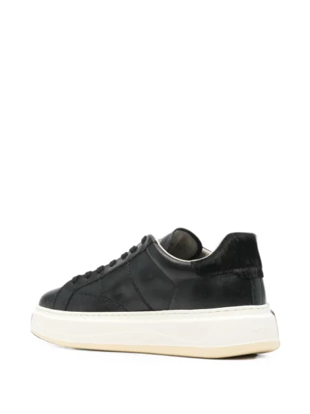 Sneakerși Woolrich din piele negru