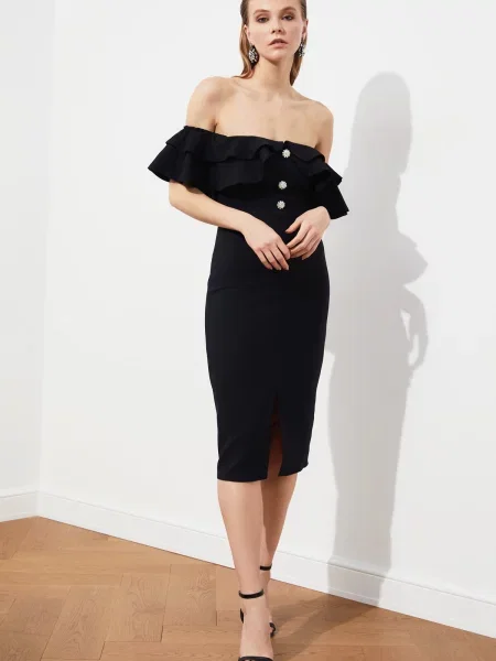 Sukienka mini Trendyol z kamieniami czarna