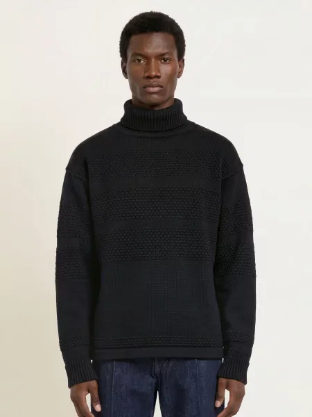 S. N. S. Herning Rolák Fisherman černá