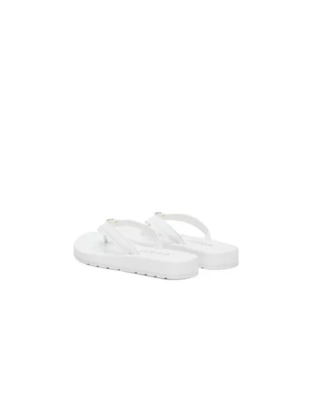 Žabky Guess FLJCNY biela