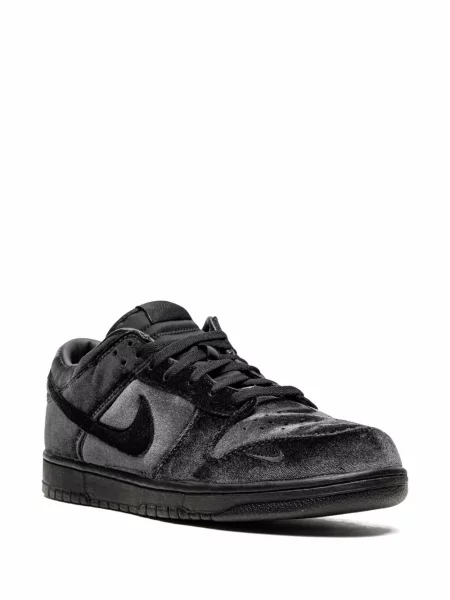 Tenisky Nike Dunk v městském stylu černé