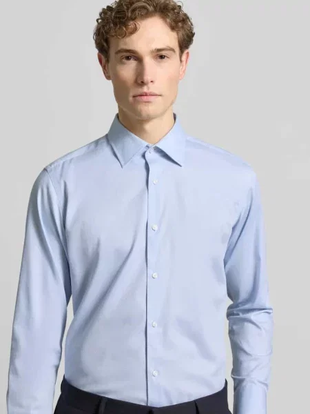 Koszula casualowa z mieszanki bawełny w kroju regular fit model Boss błękitna