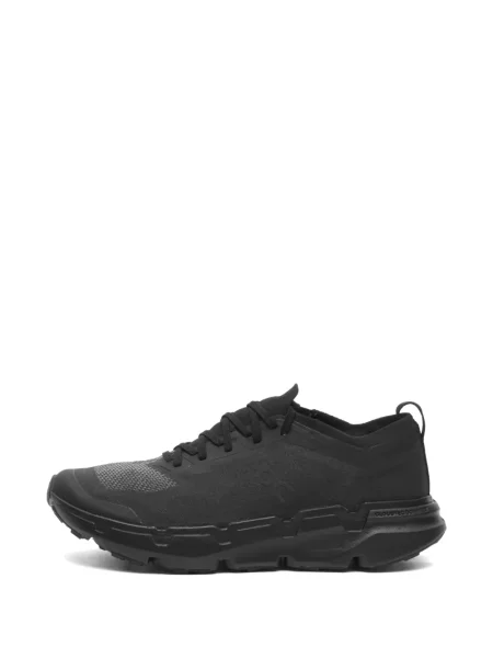 Sneakerși On negru