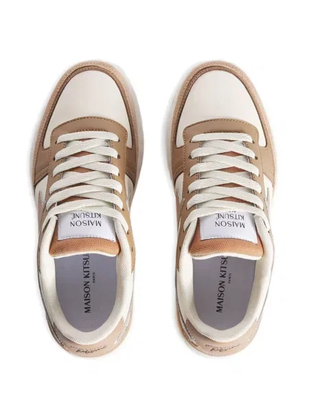 Fűzős aplikált csipkés sneaker Maison Kitsuné