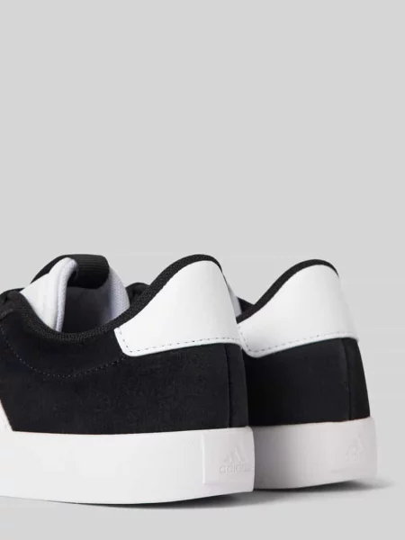 Sneakersy ze skóry z detalem z logo model ‘VL COURT Adidas Sportswear czarne