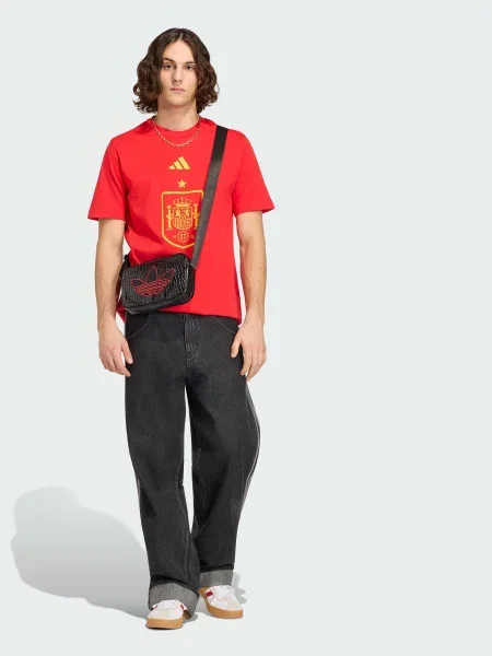Футболка спортивна adidas червоний
