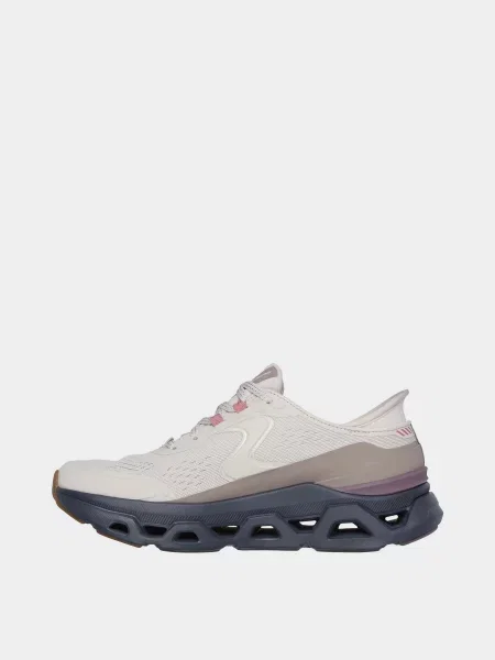 Кожаные кроссовки Skechers бежевые