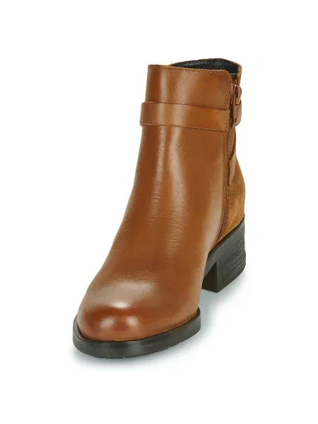 Pantofi Betty London maro