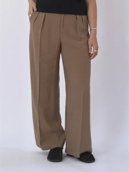 TEESHOPPEN Pantaloni Isolde deschis maro