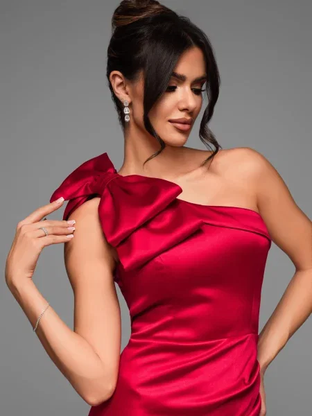 Rochie de seară Edoti de costum