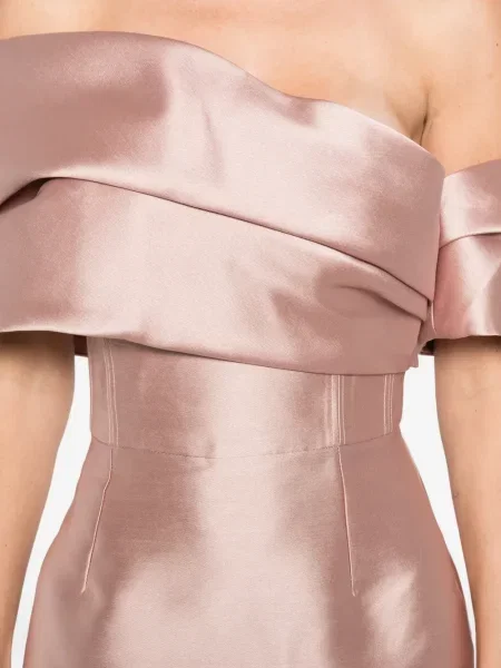 Rochie Solace London de costum roz