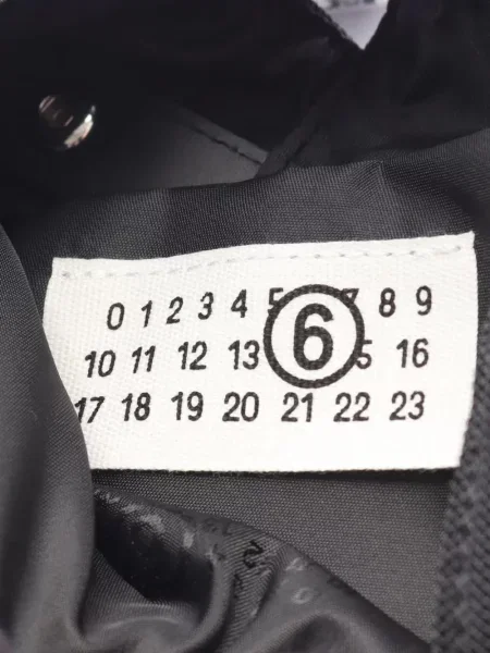 Шопинг чанта Mm6 Maison Margiela черно
