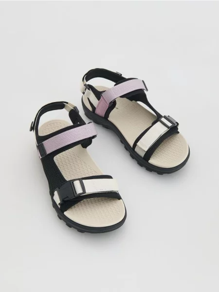 Босоножки Reserved