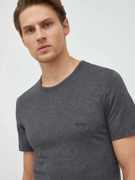 Классическая футболка Boss