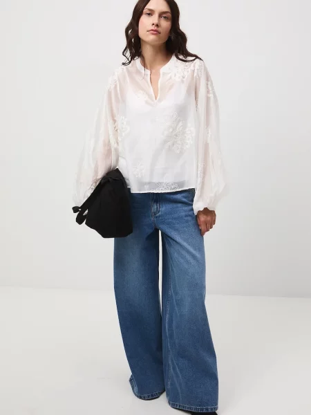 Блузка Medicine з аплікацією білий