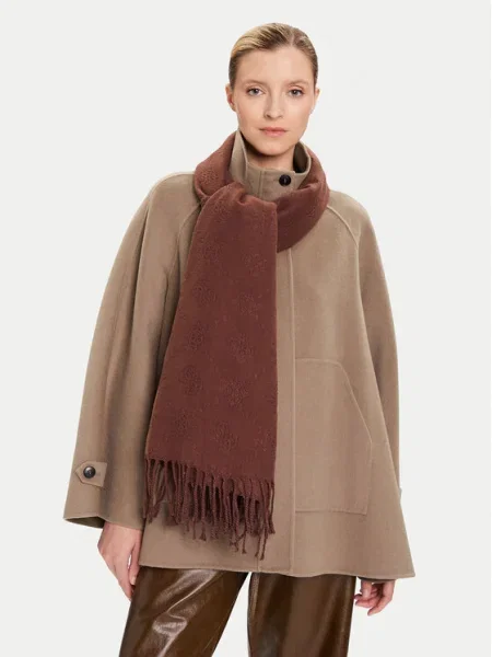 Шал Guess с десен кафяво