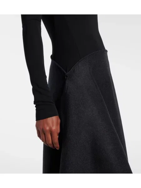 Rochie midi Victoria Beckham până la genunchi de costum negru