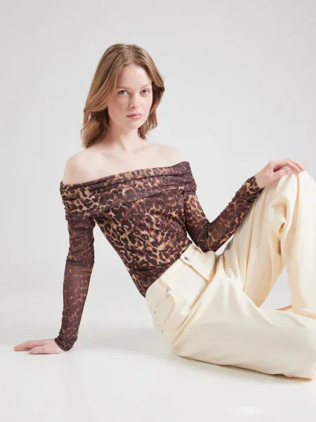 Harper & Yve Tricou / maro bej