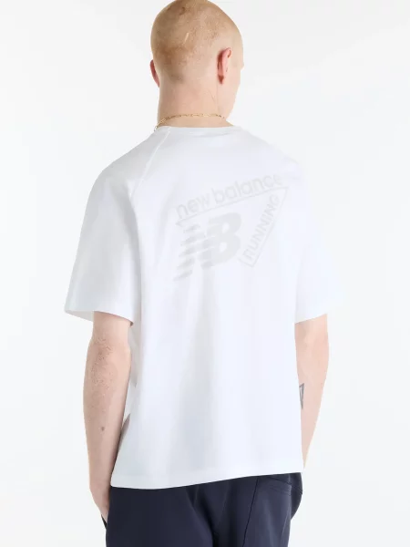 Футболка New Balance біла