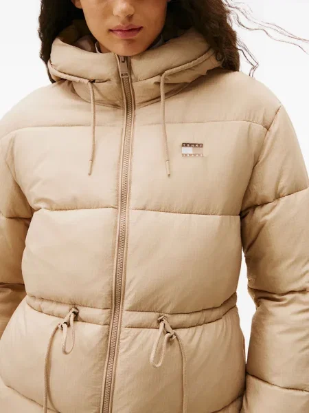 Дънково яке Tommy Jeans с качулка с връзки