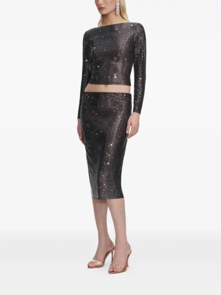 Top Self-portrait lung negru