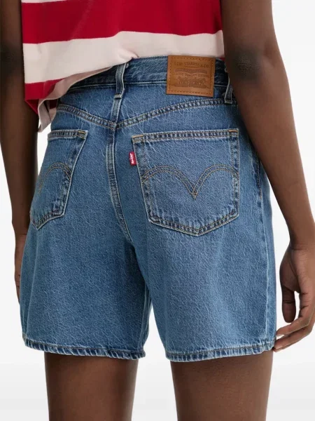 Decupat pantaloni scurți din denim Levi's® zdrențuiți cu talie înaltă albastru