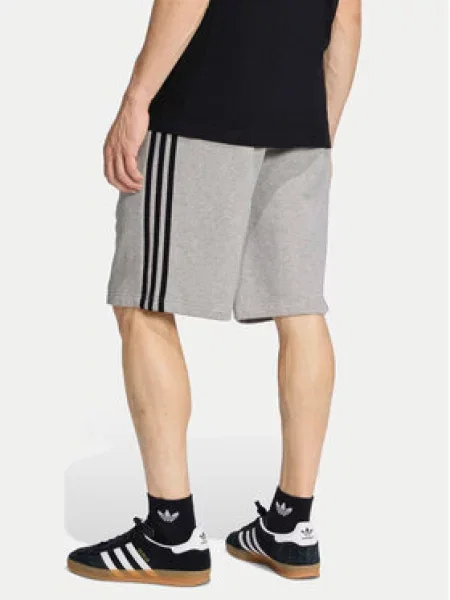 Sportovní kraťasy adidas šedé