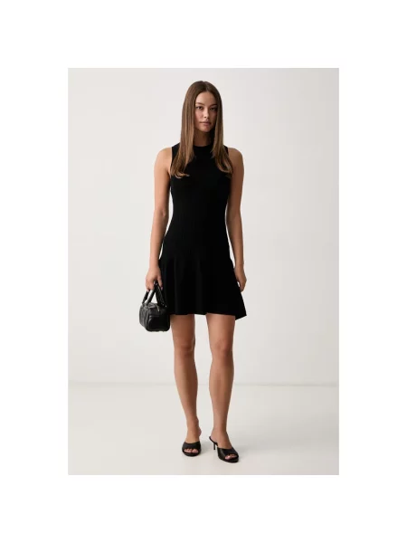 Dzianinowa sukienka Armani Exchange czarna