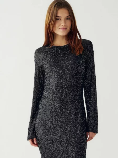 Noella Ruha Kai fekete