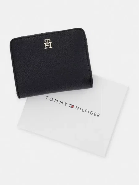 Tommy Hilfiger портфейл дамски черно