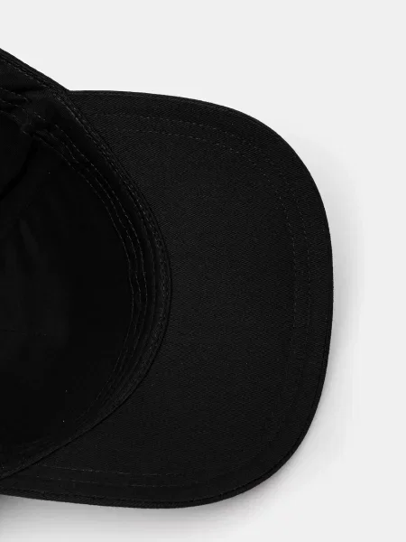 Бейсболка Armani Exchange чорний