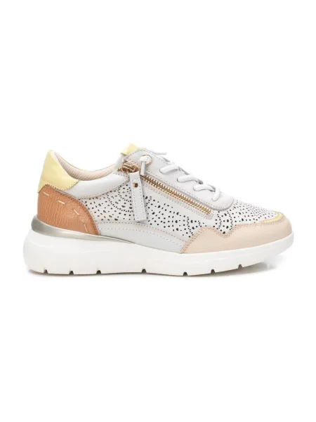 Pantofi Carmela alb